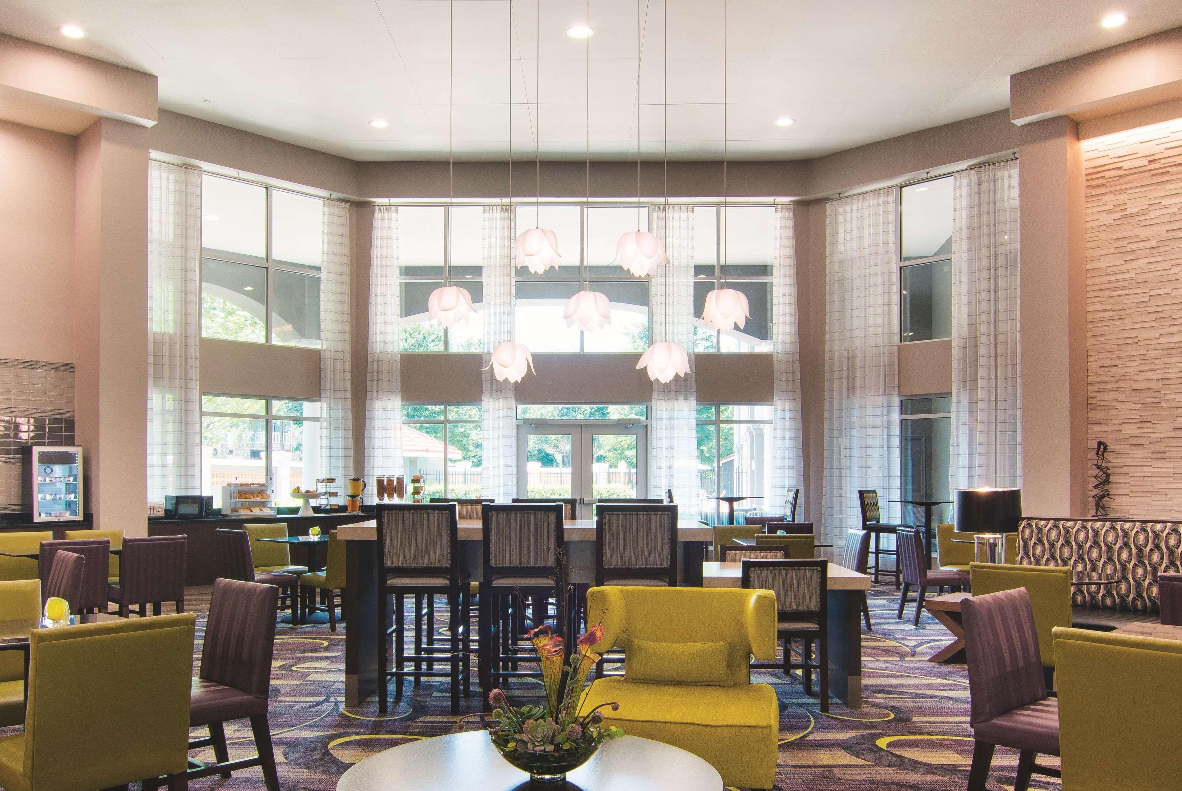 La Quinta By Wyndham Atlanta Perimeter Medical Hotel Sandy Springs Exterior photo